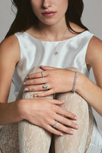 The Oval Lowrider 5 Carats