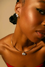 Cacao Grande Studs | Oval
