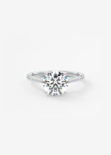 The Cathedral Pavé | Round