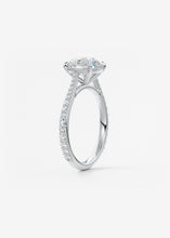The Cathedral Pavé | Round