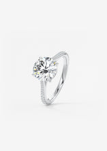 The Cathedral Pavé | Round