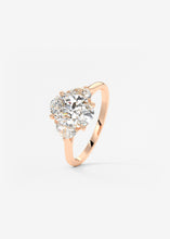 The Nouveau | Oval