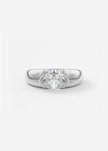 The Lunette | E.W. Oval