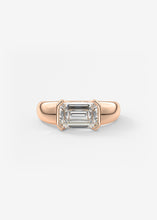 The Lunette | E.W. Emerald