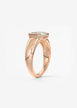 The Lunette | E.W. Emerald