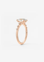 The Starlette | Oval