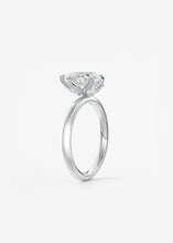 The Bloom Royale | Pear