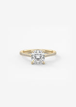 The Cathedral Pavé | Cushion