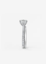The Cathedral Pavé | Cushion