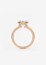 The Venetian | Round