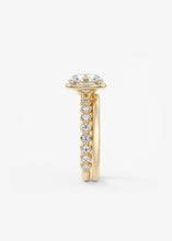 The Cream Puff Eternity | Round
