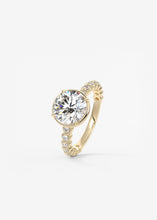 The Cream Puff Eternity | Round
