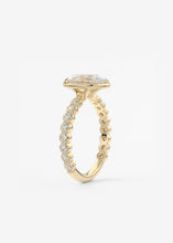 The Cream Puff Eternity | Oval