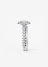 The Cream Puff Eternity | Oval