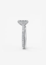 The Cathedral Pavé | Emerald