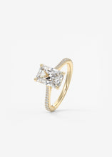 The Cathedral Pavé | Radiant