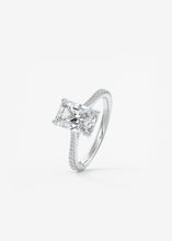 The Cathedral Pavé | Radiant