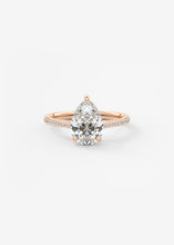 The Cathedral Pavé | Pear