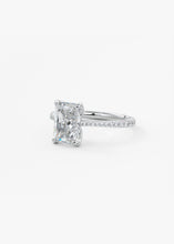 Cathedral Royale Pavé | Radiant