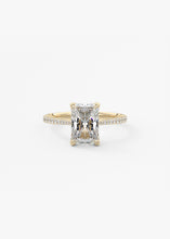 Cathedral Royale Pavé | Radiant