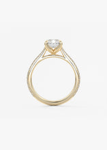Cathedral Royale Pavé | Radiant