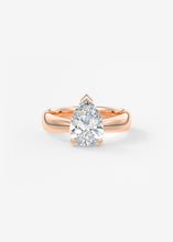 The Pinched Plunge | Pear