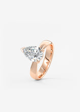 The Pinched Plunge | Pear