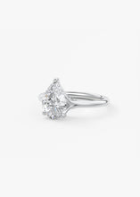 The Arbor Hidden Pavé | Pear