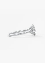 The Arbor Three Stone | Oval