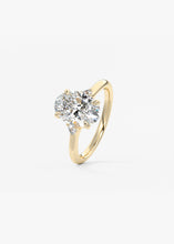 The Arbor Three Stone | Oval