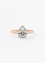 The Arbor Three Stone | Pear