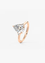 The Arbor Three Stone | Pear
