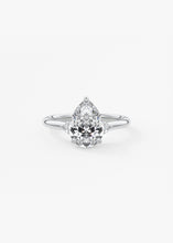 The Arbor Three Stone | Pear