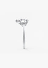 The Arbor Three Stone | Pear