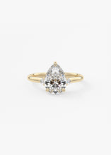 The Arbor Three Stone | Pear