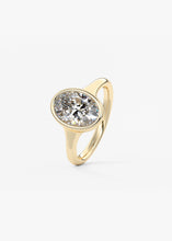 Golden Bathtub | Oval