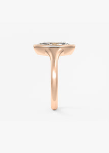 Golden Bathtub | Marquise