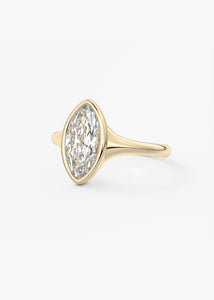 Golden Bathtub | Marquise