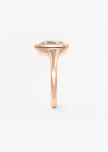 Golden Bathtub | Pear