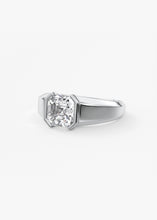 The Lunette Edge | Asscher