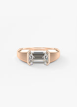 The Lunette Edge | E.W. Emerald