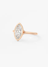 Breezy Bezel | Marquise