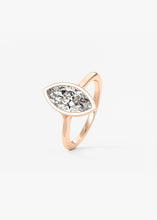 Breezy Bezel | Marquise