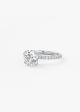 Royale Classic Pavé | Round
