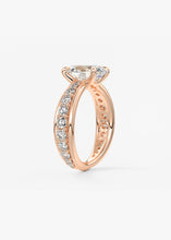 The Hourglass | Oval