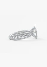 The Hourglass | Oval