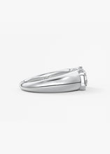 The Lunette | E.W. Radiant