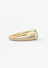 The Lunette | E.W. Radiant