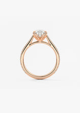 Cathedral Royale Pavé | Pear