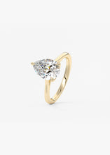 Cathedral Royale | Pear